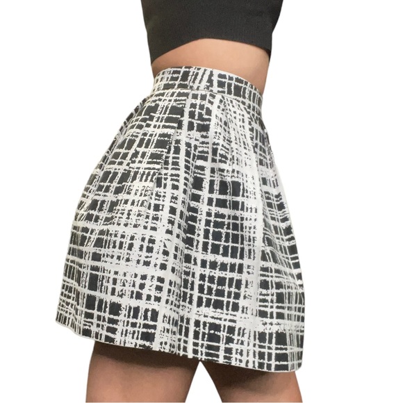Urban Outfitters Puffy Party Skirt - Picture 2 of 7